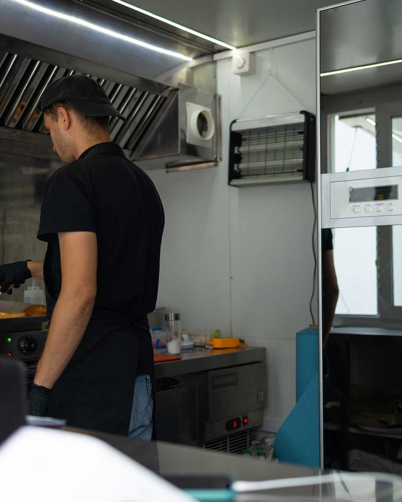 the-chef-in-kitchen-of-the-restaurant-makes-cutlet